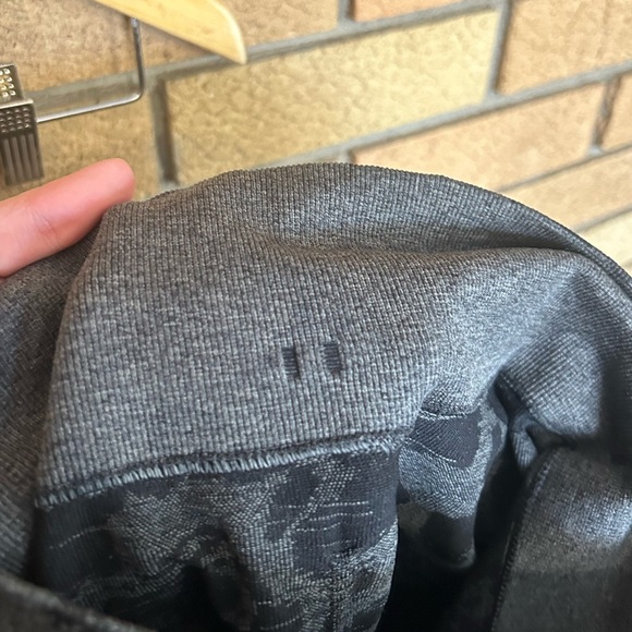 GYMSHARK Adapt Grey Camo Seamless Leggings Athletic Workout Gym - Picture 6 of 8